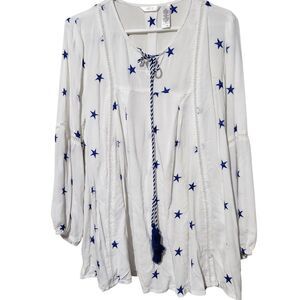 kaktus Tunic top Size Medium White Blue Embroidered Stars Relax Fit